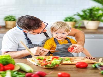 Familien ABC.jpg Familien ABC gibt Tipps für den Familienalltag. Foto: ©JenkoAtamann/ Adobe Stock